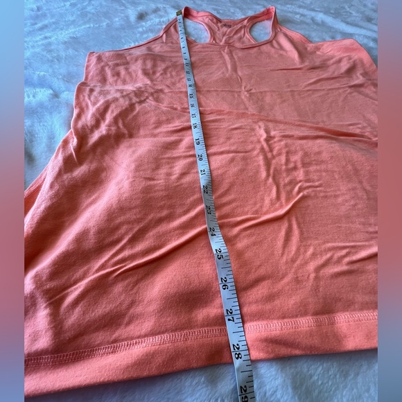 Gap Fit Women's Workout Tank and Leggings Set - Picture 9 of 14